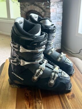 Atomic Black Ski Boots- 27.5
